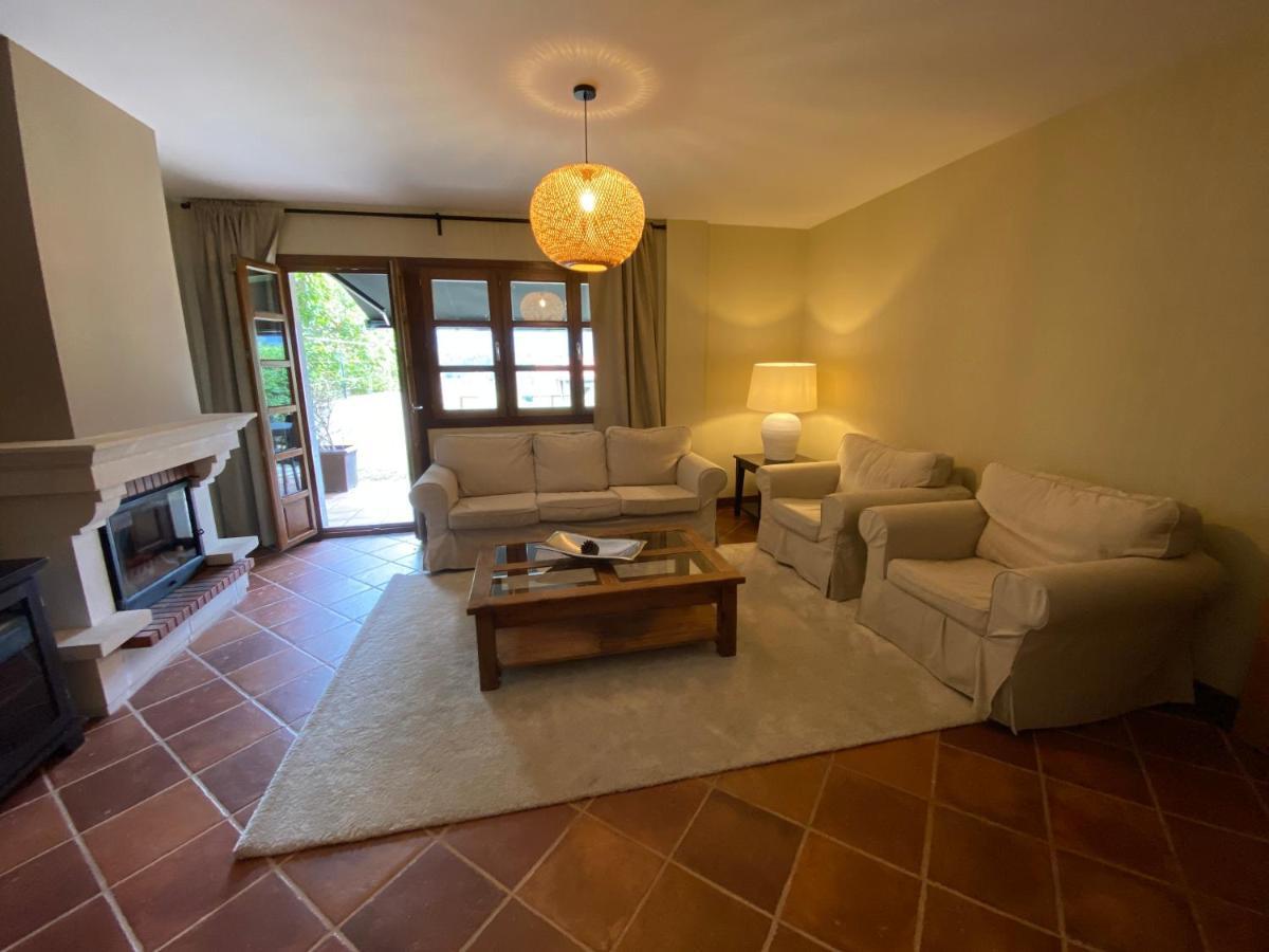 Casas El Castanedu Villa Ниембро Екстериор снимка