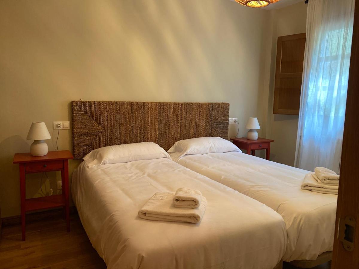 Casas El Castanedu Villa Ниембро Екстериор снимка
